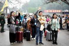 Chinese tourists boost spending during trips to Vietnam