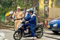 Hanoi railway traffic violations drop 80 per cent after tougher fines