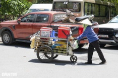 Hanoians struggle through extreme heat