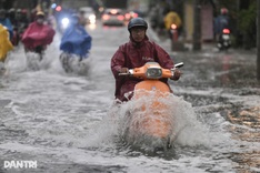 Northern Vietnam braces for heavier rain as Dolphin holds strength