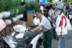 HCM City university offers free motorbike parking for students over holiday