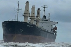 24,000-tonne cargo ship runs aground off Hue