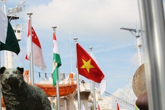 Vietnamese flag raised at Asiad 20 ahead of opening ceremony