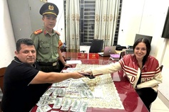 Ukrainian tourist returns lost wallet to police in Danang