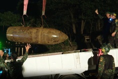 1.36-tonne bomb found under historic Hanoi bridge