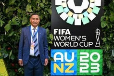 FIFA honours head coach of Vietnamese women's team