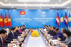 Vietnam and Cambodia strengthen political trust, deepen party-to-party ties