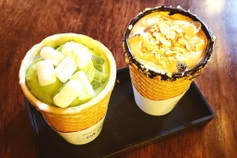 Edible cup drinks gain popularity among young people