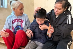 Hanoi family with three disabled members appeals for support