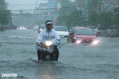 Torrential rain to lash Hue, Danang with over 600 mm forecast