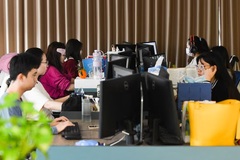 Trung Quốc: Người thất nghiệp thuê chỗ ngồi ở văn phòng giả