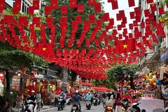 Tự hào dân tộc từ sắc màu yêu nước và đoàn kết