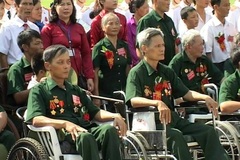 Tặng quà tết cho người có công tránh trùng lặp, chi trả xong trước 31/1