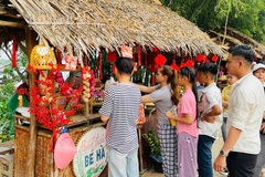 Chợ quê Đồng Tháp: Giữ hồn văn hóa miệt vườn