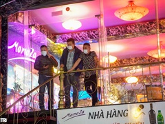 Cận cảnh nhà hàng để 126 người ăn nhậu chui, phát hiện 4 ca dương tính