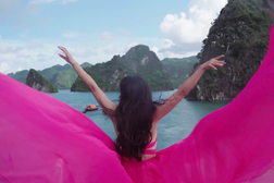 Việt Nam tuyệt đẹp trong video Lâm Thu Hồng mang đến Hoa hậu Hoàn cầu