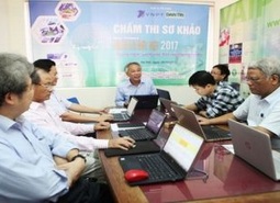Nhân tài Đất Việt 2017: Sôi nổi chấm Chung khảo sản phẩm Di động và kết nối