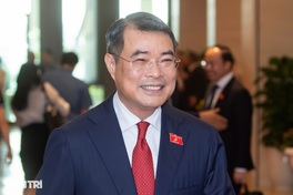 Le Minh Hung elected Vietnam's prime minister for new term