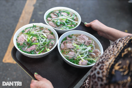 Five famous Hanoi pho shops make Michelin 2026 list