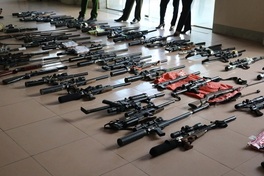 Nghe An police arrest 42 in major online weapons trafficking case