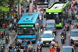 Hanoi bus passenger numbers surge