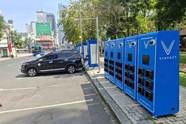 HCM City to allow electric motorbike battery-swapping on sidewalks