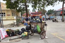 Rubbish piles up in Thanh Hoa streets after largest landfill shuts