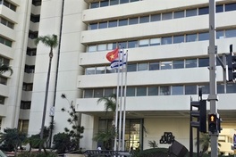 Vietnamese in Israel urged to stay alert as missile, drone attacks surge