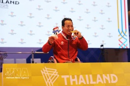Le Van Cong wins silver at Asia Oceania para powerlifting