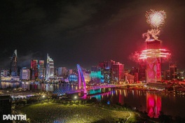 HCM City to stage fireworks at seven sites for Reunification Day