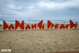 Danang proposes night-shift support for beach rescue teams