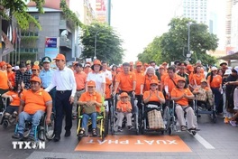 5,000 join Ho Chi Minh City walk for Agent Orange victims