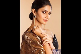 Nhan sắc hoàn hảo của hoa hậu Ấn Độ