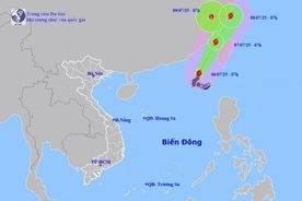 New developments on tropical storm Danas in East Sea