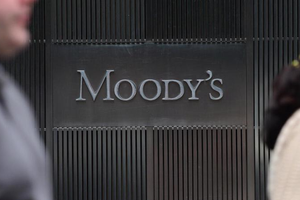 Moody's hạ triển vọng tín nhiệm 8 ngân hàng Trung Quốc