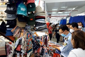 Hàng giả cấp tập tuồn vào siêu thị