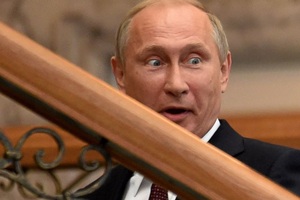 Áo sơ mi Tổng thống Putin bỏ quên tại khách sạn được rao bán 2.500 USD