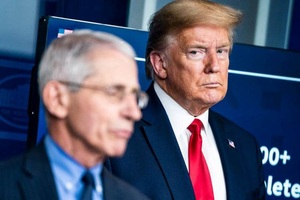 Bầu cử Mỹ 2020: Bác sĩ Fauci yêu cầu chiến dịch của ông Trump gỡ quảng cáo