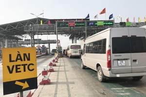 Bộ Giao thông phải báo cáo Thủ tướng về việc thu phí không dừng