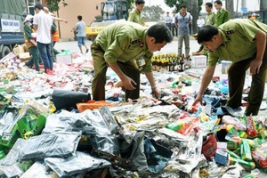 Cuối năm, hàng lậu, hàng giả tung hoành, Ban Chỉ đạo 389 ra công điện khẩn