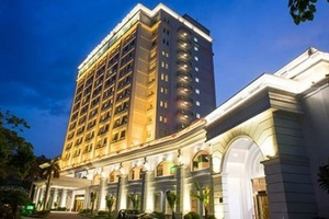 Cổ phiếu của Casino Royal HaLong  bị đưa vào diện cảnh báo