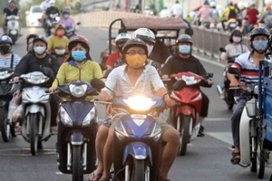 Chính thức bỏ quy định bắt buộc bật đèn xe máy vào ban ngày