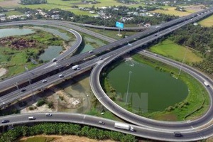“Đại dự án”: Nơi bất ngờ huỷ đấu thầu quốc tế, nơi “gây sốc” với nợ và thua lỗ