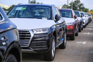 Doanh nghiệp EU khuyên Việt Nam miễn 50% phí trước bạ với xe xanh, xe điện