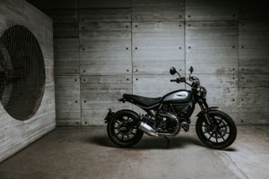 Ducati chỉ làm mới Scrambler bằng phiên bản Icon Dark cho năm 2020