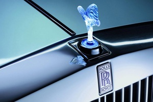EU cấm cửa xe Rolls-Royce gắn biểu tượng phát sáng