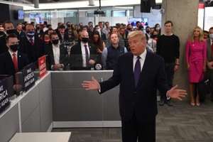 Fox News: Ông Trump giành 73 phiếu đại cử tri, ông Biden giành 91 phiếu