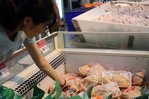Giá gà trong nước giảm sâu: Bộ Công Thương phủ nhận nguyên nhân do giá nhập siêu rẻ
