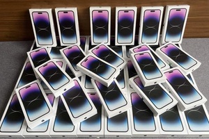 Giá iPhone 14 xách tay giảm sâu, xuống thấp hơn hàng chính hãng