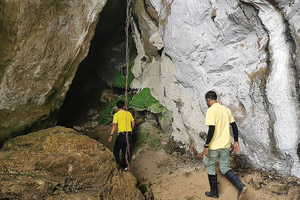 Vô tình phát hiện “kho báu” 3.000 năm trong hang động ở Thái Lan